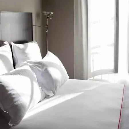 Hotel Saint Dominique Paris