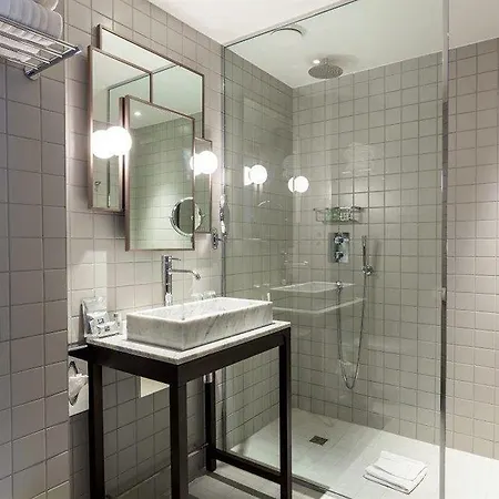Hotel Saint Dominique Paris
