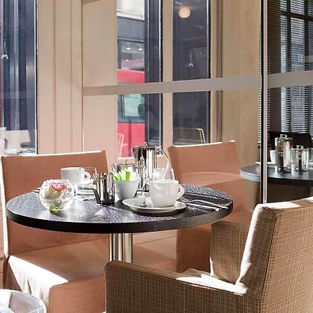 Hotel Saint Dominique 4*