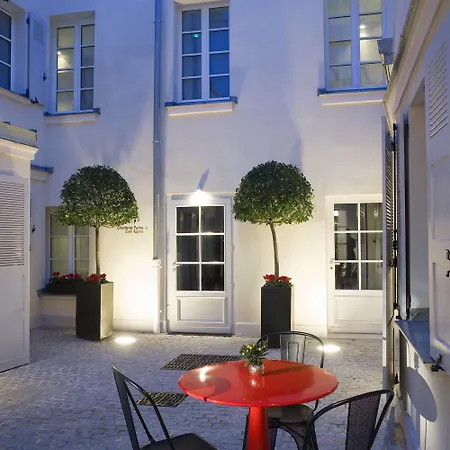 Saint Dominique Hotel Paříž