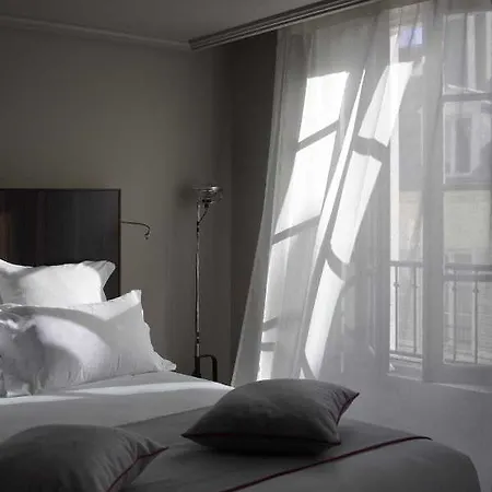Saint Dominique Hotel Paris