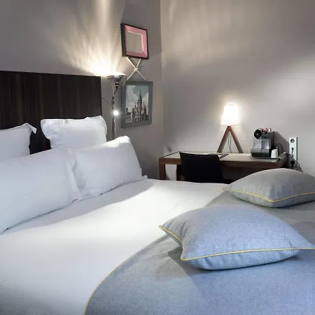 Saint Dominique Hotel Paris