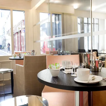 Hotel Saint Dominique 4*