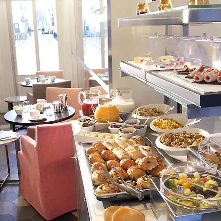 Hotell Saint Dominique 4*