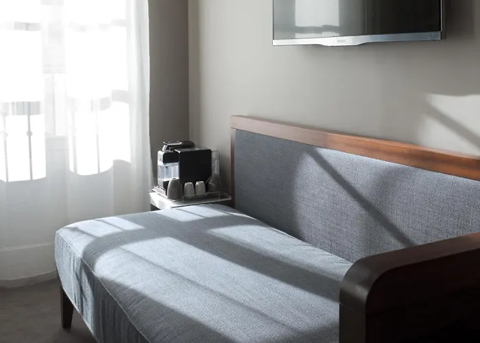 Saint Dominique 4* Parijs