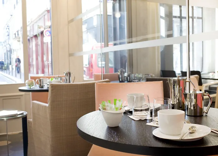 Saint Dominique Hotel Parijs