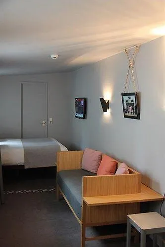 Hotel Saint Dominique 4*