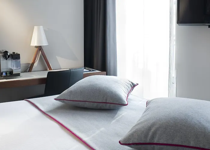 Saint Dominique Hotel Parijs