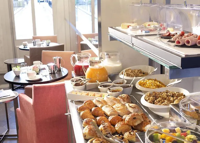 Hotel Saint Dominique 4*