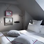 세인트 도미니크 4*