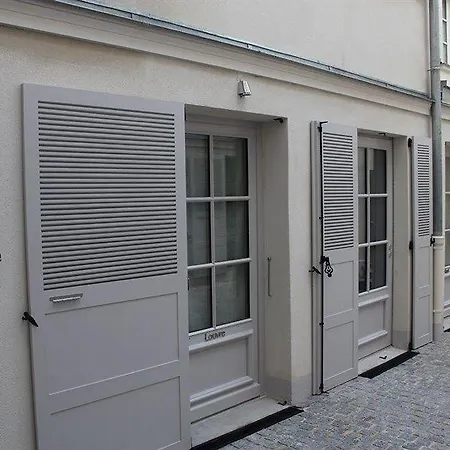 圣多米尼克酒店 4*