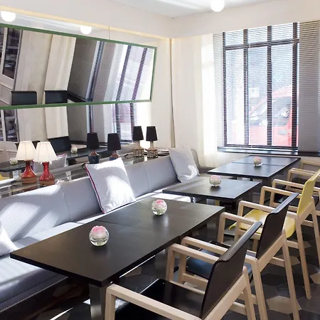 圣多米尼克酒店 酒店